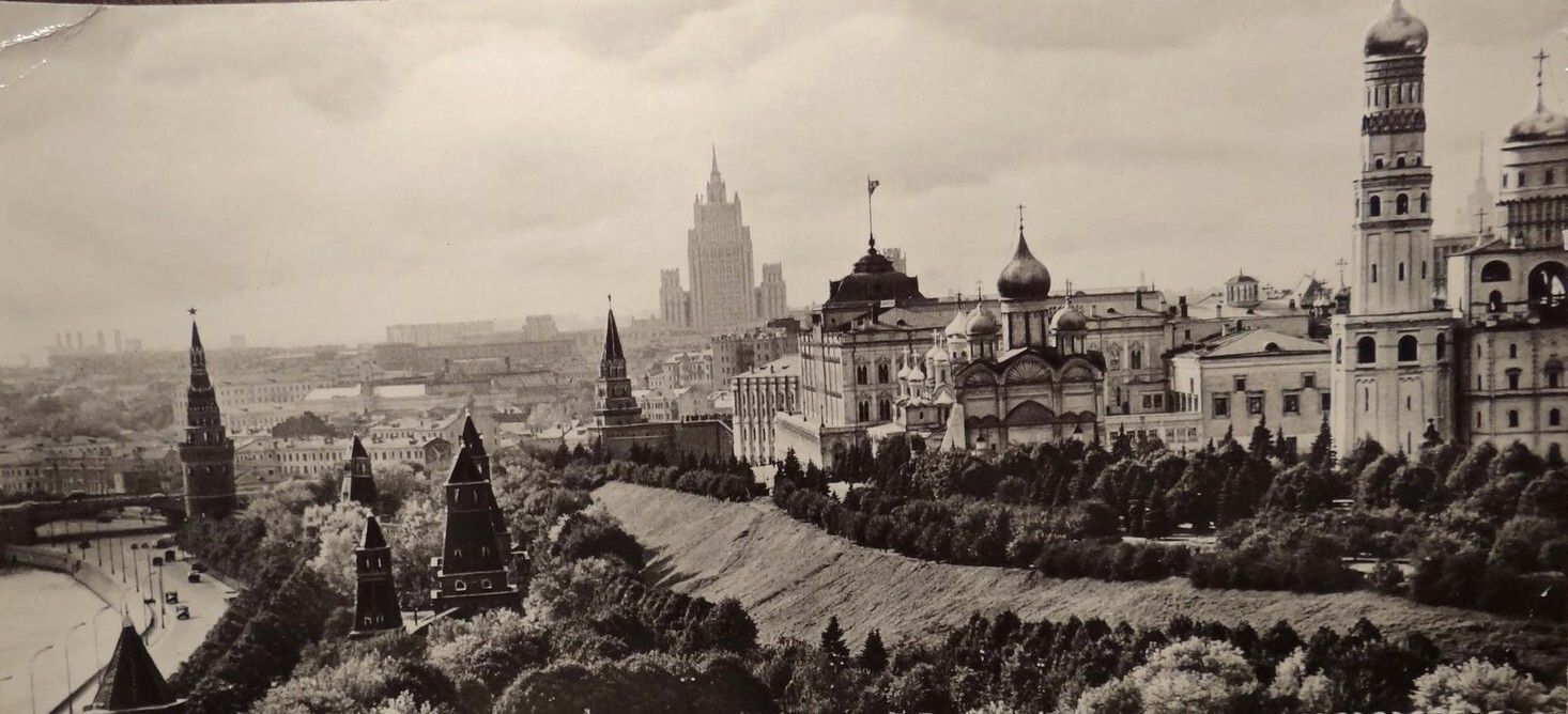 Ретрофотографии Москвы, которые переносят нас на много лет назад (прям реально захотелось туда попасть)