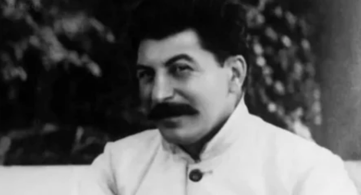 Тайные грабежи Сталина крышевал Ленин?