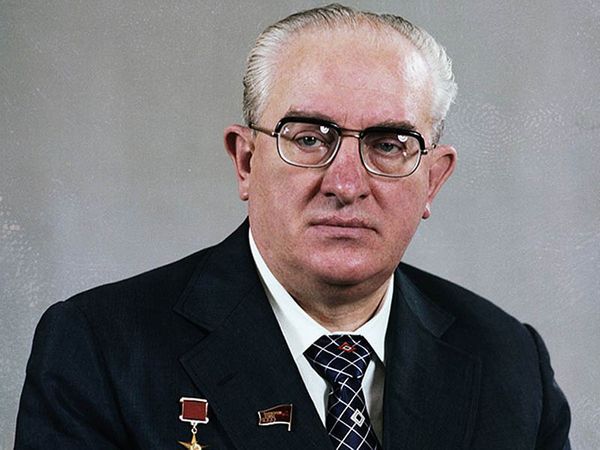 Как Григорий Фёдоров стал Либерманом, а затем Юрием Андроповым - тайны фамилии Генерального Секретаря ЦК КПСС