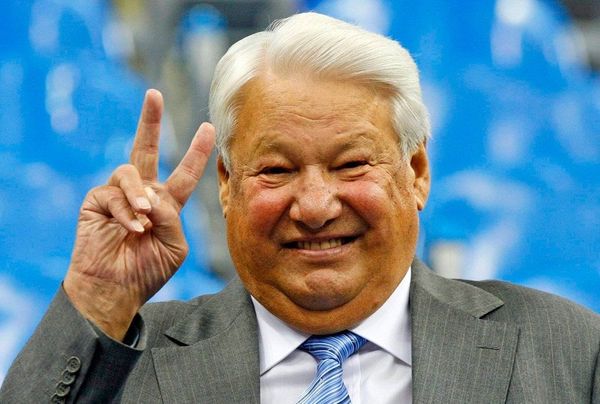 За что Бориса Ельцина исключили из школы без права на дальнейшее обучение (и другие неожиданные факты из его биографии)