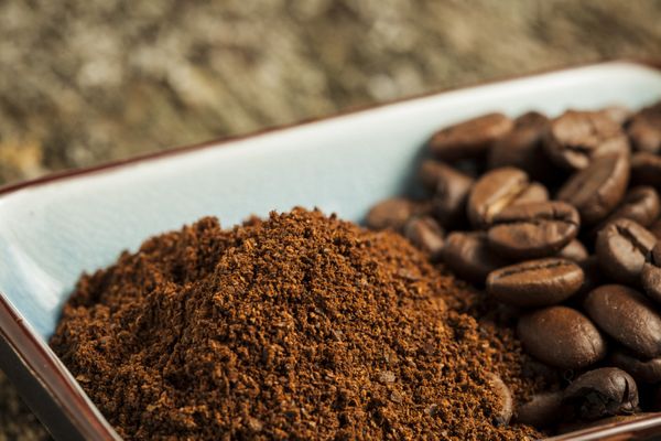 Почему не нужно выкидывать кофейную гущу: 15 способов применения полезных свойств кофе
