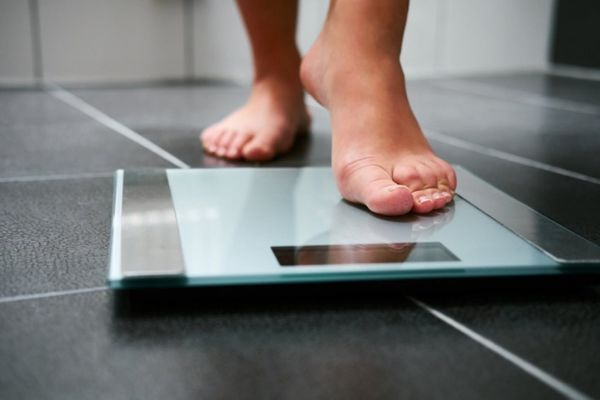 Как сбросить вес женщинам после 40 - рассказывает медик